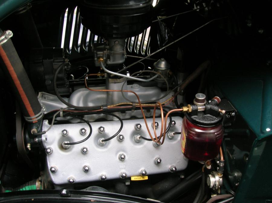  Ford V8-Ton Pickup Truck 1935 года  (фото 2 из 3)